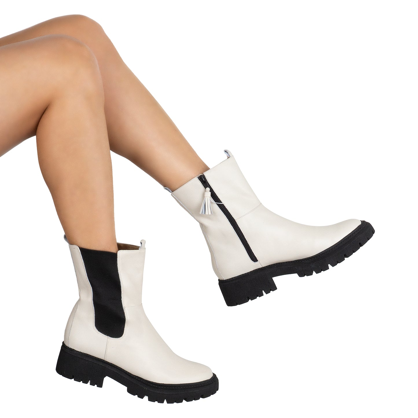 J 682 - BOTIN CREMA (IT-03852)